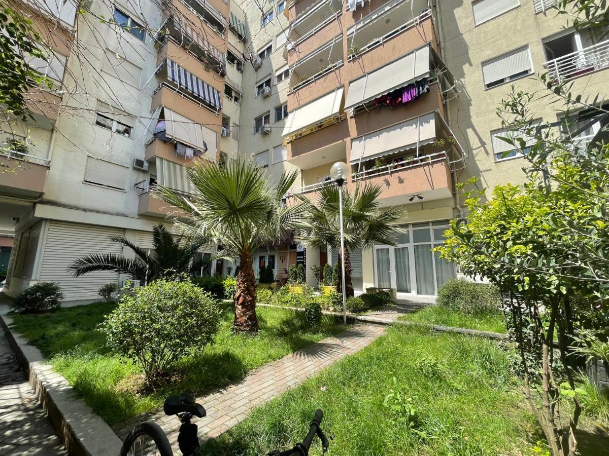 Tirana New Bazaar-Apartment 2 Luaran gambar